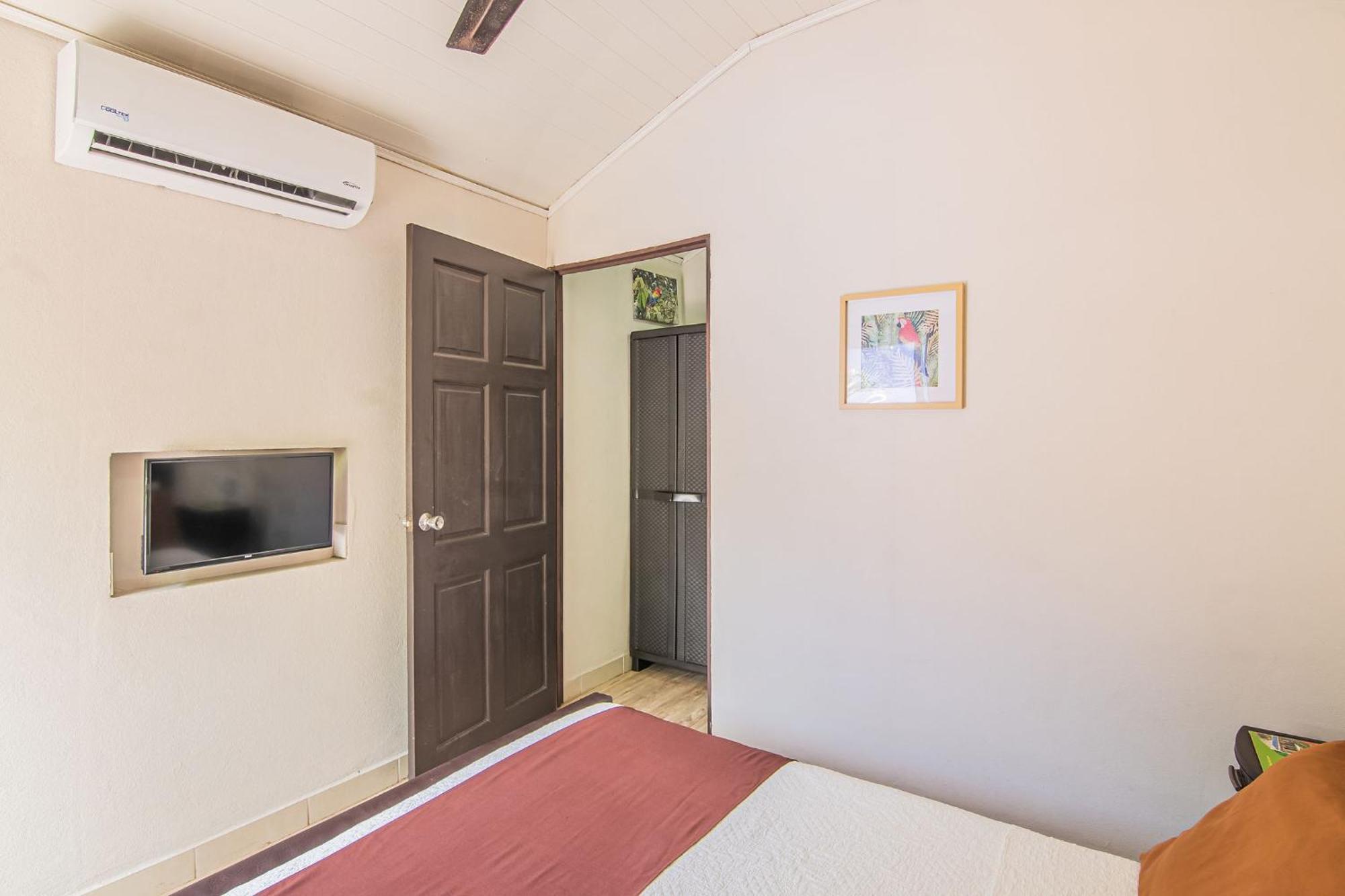 Jaco Lodge Quiet Place (Adults Only) ภายนอก รูปภาพ