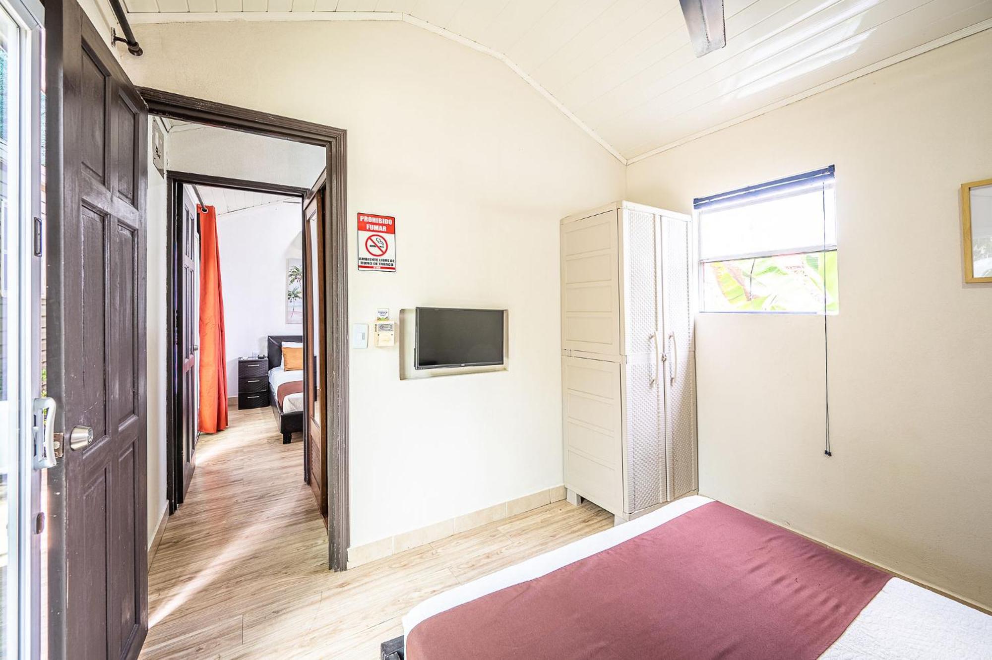 Jaco Lodge Quiet Place (Adults Only) ภายนอก รูปภาพ