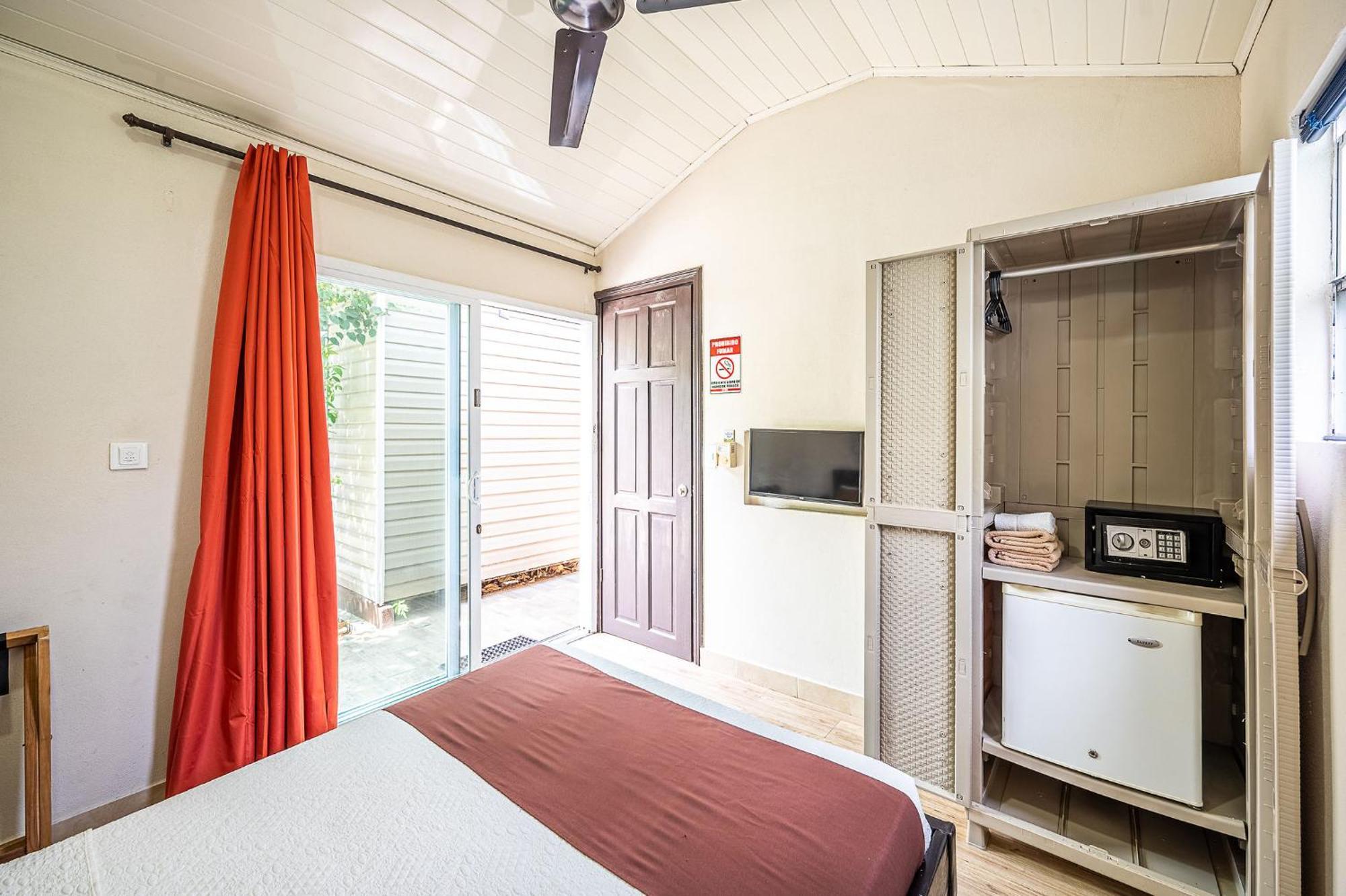 Jaco Lodge Quiet Place (Adults Only) ภายนอก รูปภาพ