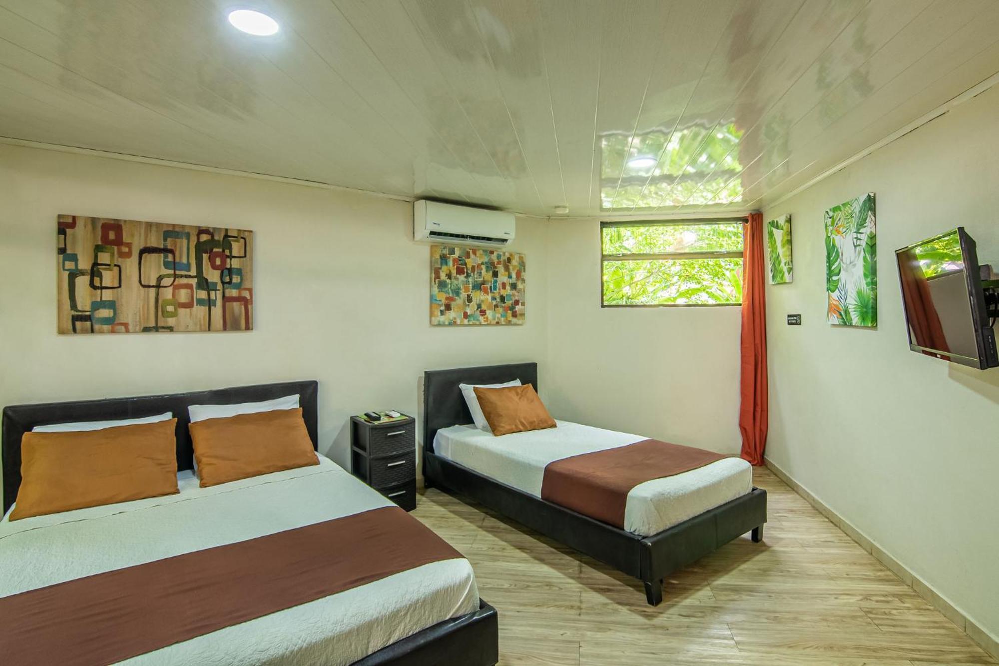Jaco Lodge Quiet Place (Adults Only) ภายนอก รูปภาพ